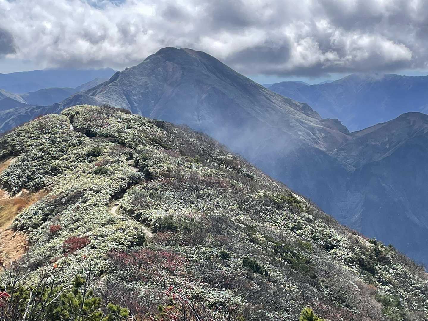 十二平登山口-グシガハナ-越後駒ヶ岳 往復コースの写真