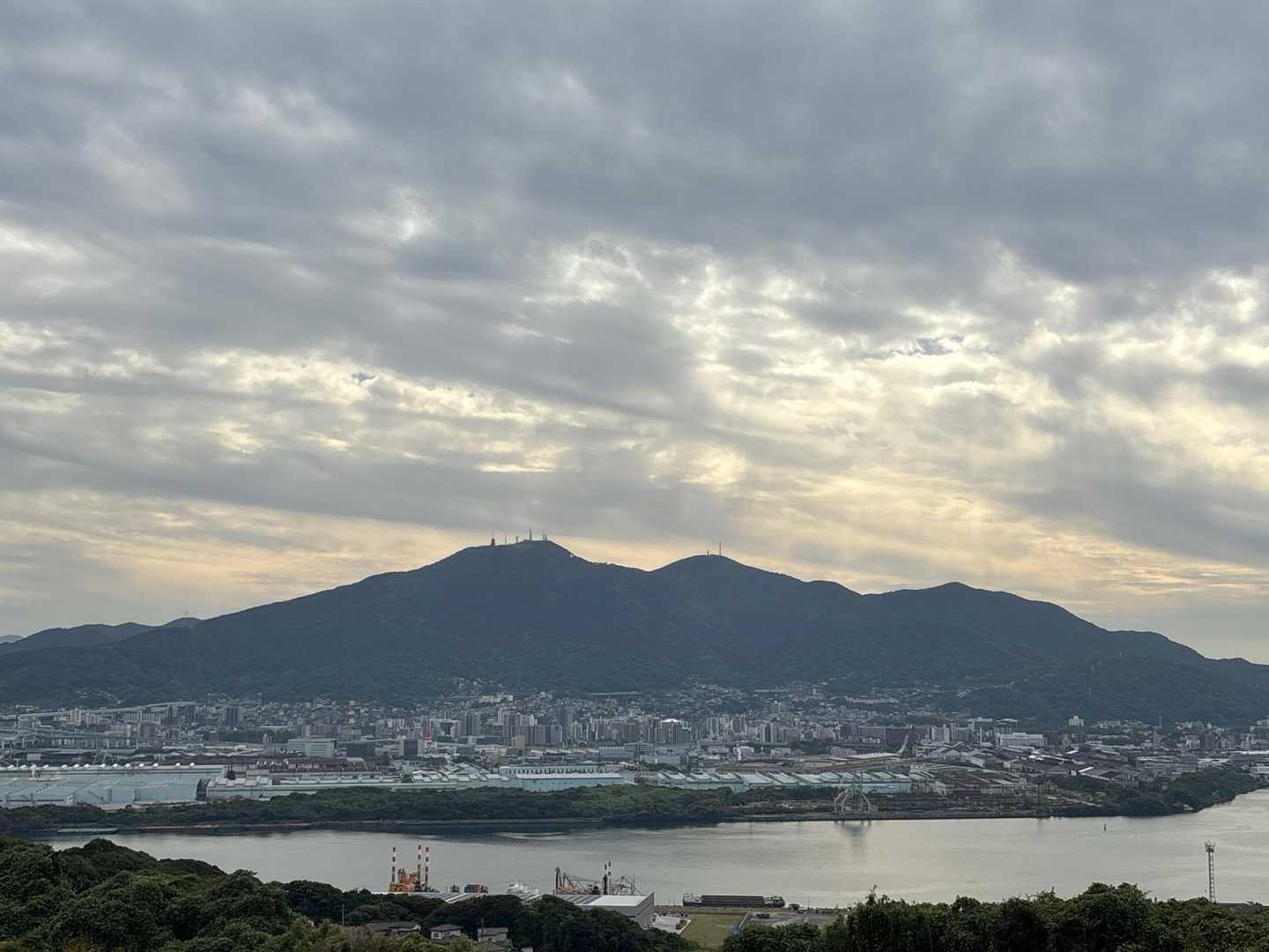 行きでも通ったのに、喋っててこの景色に
気づかず笑