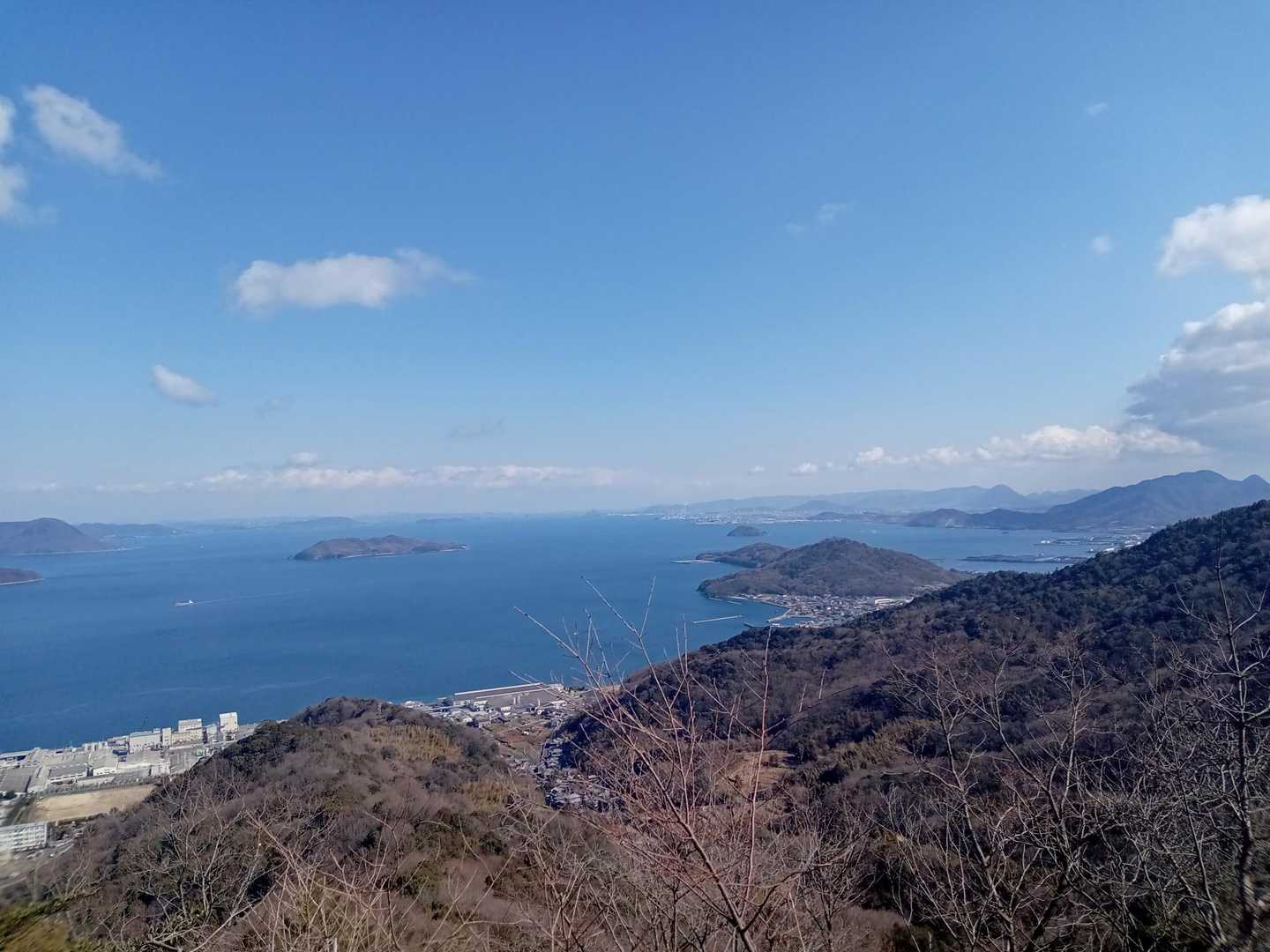 眺望キレイやぁ〜〜😍😍😍
満足したので下山します🤗