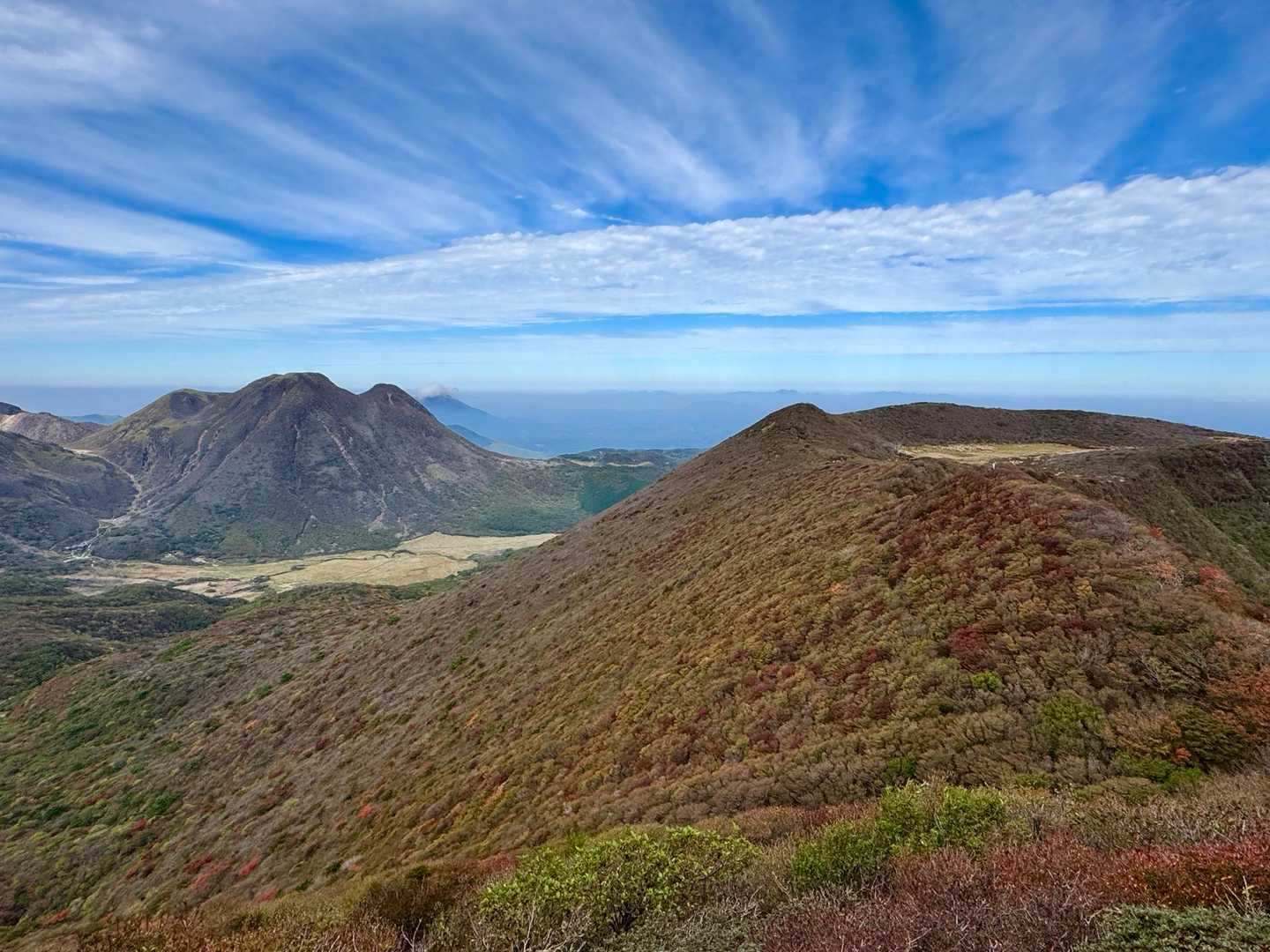 くじゅう登山口-雨ヶ池越-三俣山登り口-坊ガツル炊事場-大 往復コースの写真