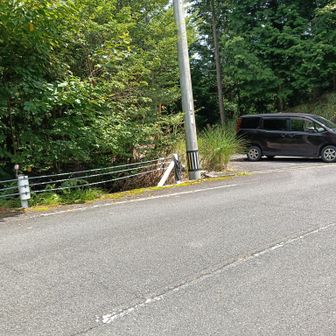 鍋倉山登山口