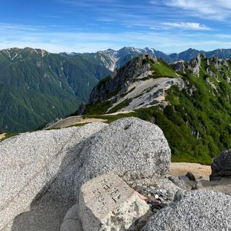 燕岳山頂　再び