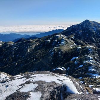 永田岳から見る宮之浦岳
