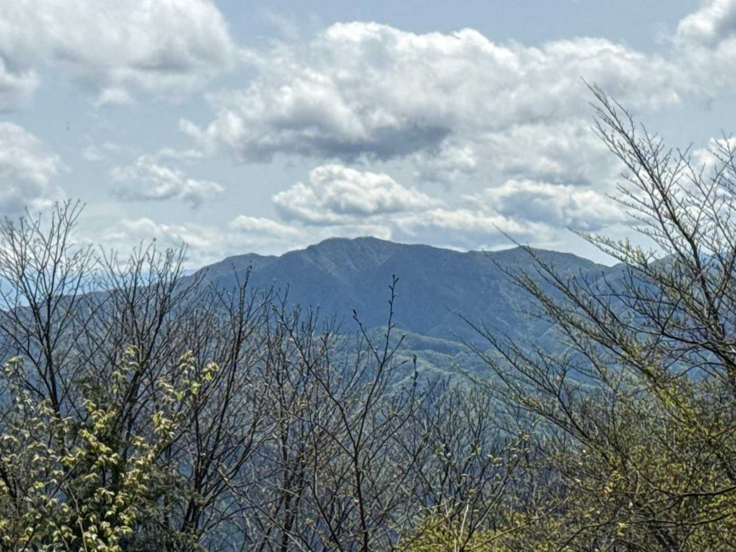 六ッ石山👀