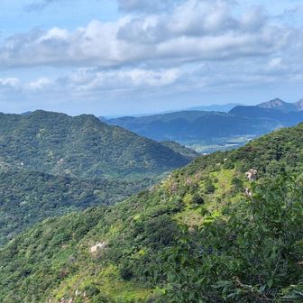 楞厳寺山と火の山連峰