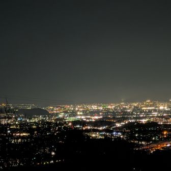 いい山行でした😊
今日も見て頂いた方ありがとうございます✨

参考
僕は下山したら、まず靴変えて、夏とかなら着替えて、なんなら涼みがてら日記まで書いてスタート🤩
アキラさんは下山からいつも10秒ぐらいでスタート😜

今日は下山「お疲れさま〜」バタンブルンブルン🚐
9秒でした🤣