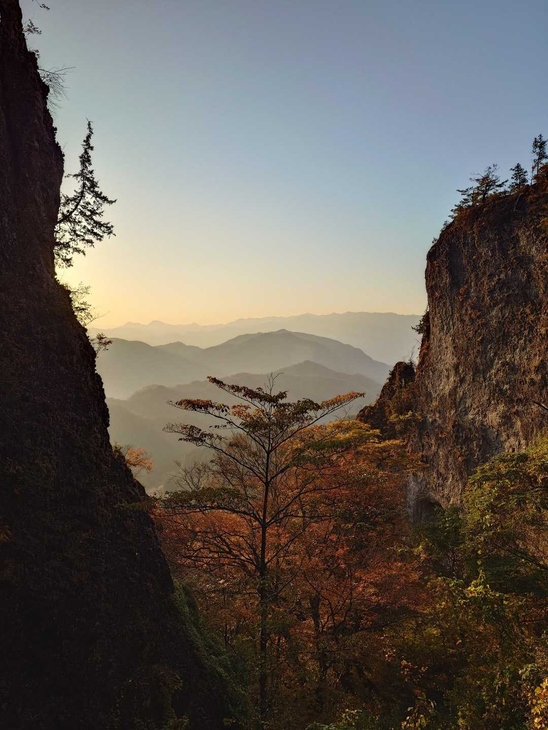 中之嶽神社登山口-石門入口-石門広場-天狗のひょうてい-鷹 周回コースの写真