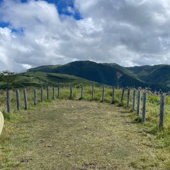 鉢伏山が見える