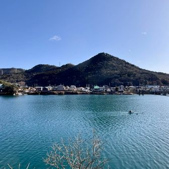 米田富士と飛騨川とボート

さすがボート王国かわべ
朝からトレーニングしてる

タイミング良く撮れましたありがとう🚣‍♂️