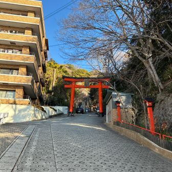 諏訪神社建築は寄らずに