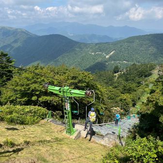 西島駅にて
一度はリフトからの風景を見る価値はありますね