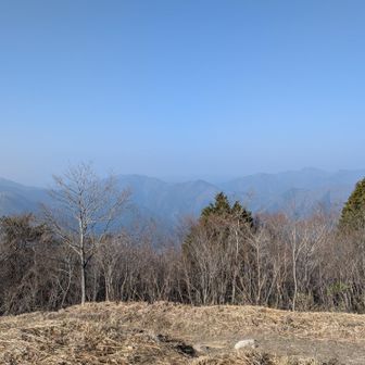 南西。日永岳（右左最奥）