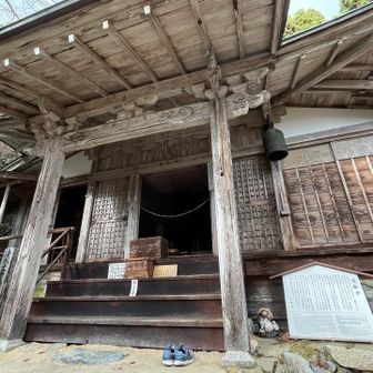月輪寺（つきのわでら）　空也上人や九条兼家も滞在していた有名なお寺　らしいです