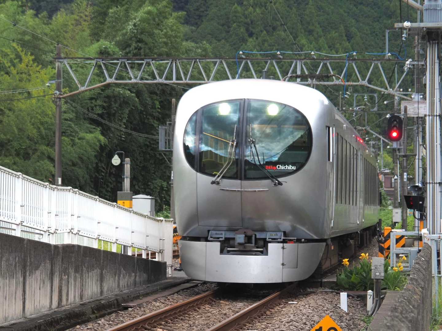 武蔵横手駅でゴール🏁
通過するラビューを撮りテツ