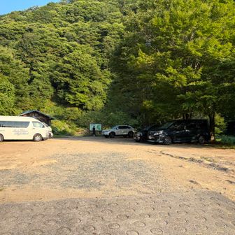 この時間、親水公園駐車場はまだ余裕で停めれるよ。