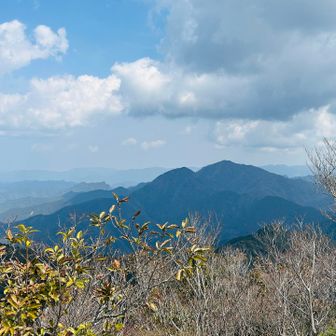 去年登った大塔山。