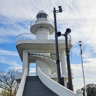 迷いに迷い雑賀崎灯台到着！