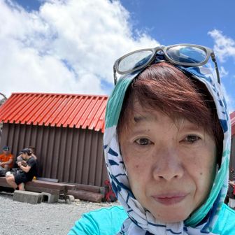 帽子🧢まで🩸がついていたので洗って干してる間手縫いほっかぶり