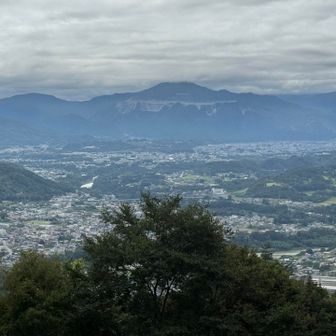 武甲山
両神山は、雲の中☁️