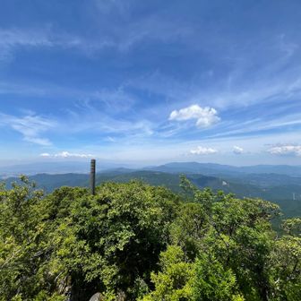 山頂から我が家を探す😆