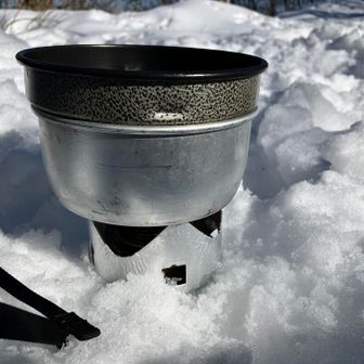 シャクナゲ平でラーメン休憩しました