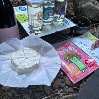 お次は日本酒🍶

日没を迎えてテントに戻ります⛺️