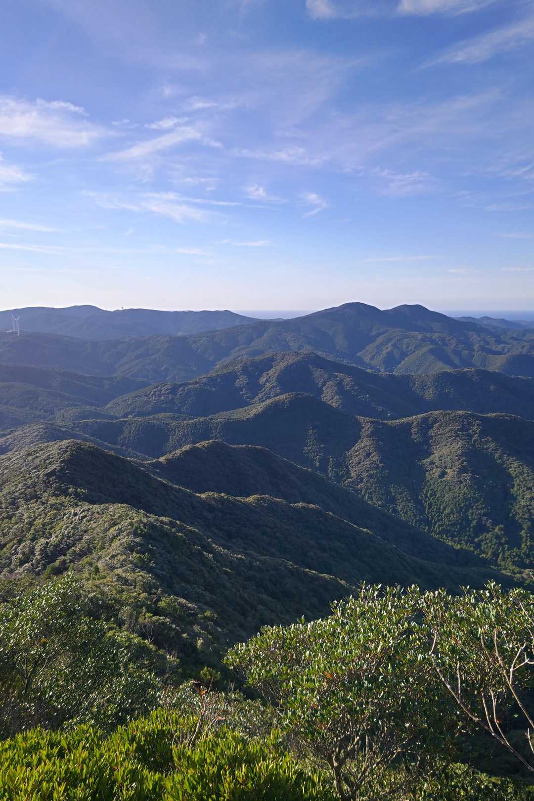 山並