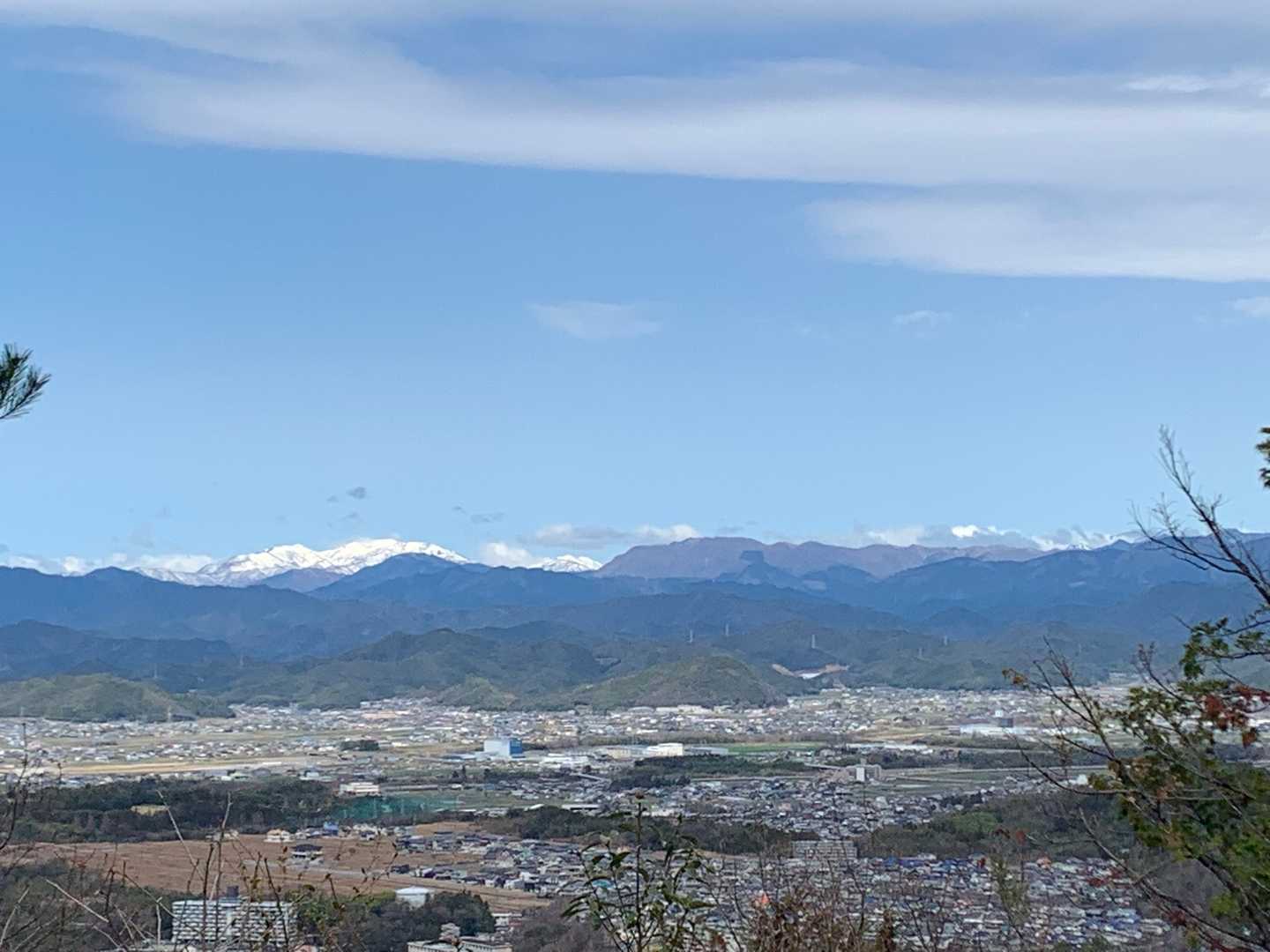 あれって、たぶん、能郷白山かな‥？と思いながらいつも見ていた山‥