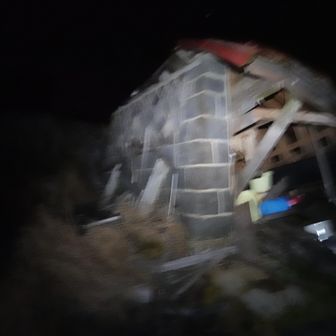 河原宿小屋？は倒壊していてライトに照らされた時一瞬ギョッとしました、いっそのこと取壊して欲しいですね