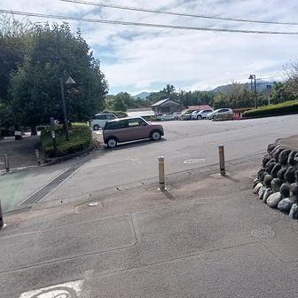 駐車場、お疲れ様です