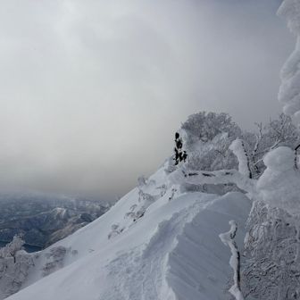 稜線に出ました