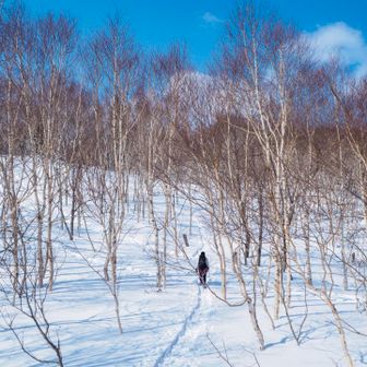つげ山手前。暑かったり寒かったり😂脱皮中😂
逆回りのパーティとスライドし、バッチリトレースになりました😆