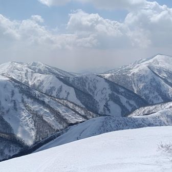 和賀岳と根菅岳、高下岳も🏔️