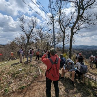 ガイド役うみすき師匠もおつかれでした～　７０代が多いと思われる参加者の方々でしたが、ここまで無事歩き通されました