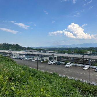駅の北側駐車場はガラガラ🚉