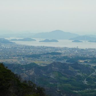 しまなみ海道が見える。