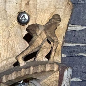 ジーッと見ることなかったがkeiさんのレポート見たら
上手に彫られてますね