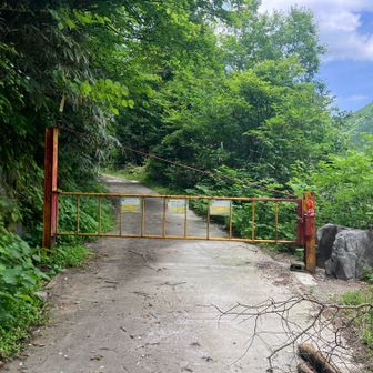 5、白草山へ①
このゲートを横から入ってスタート
