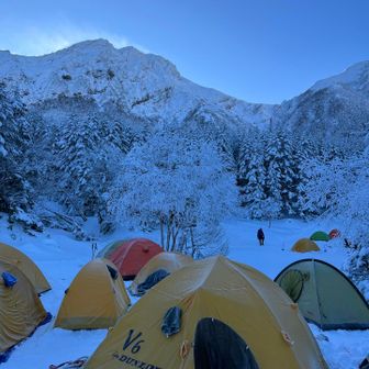 赤岳。テント泊してみたいが厳冬期対応のシェラフがない。