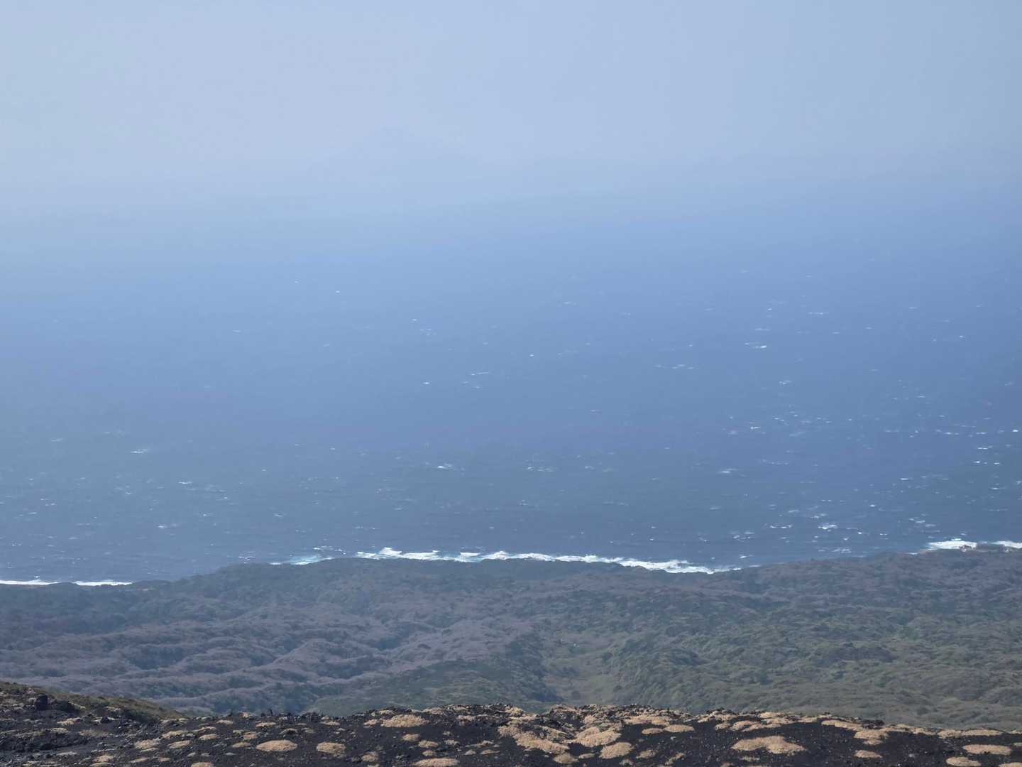 さすが離島。海が青い