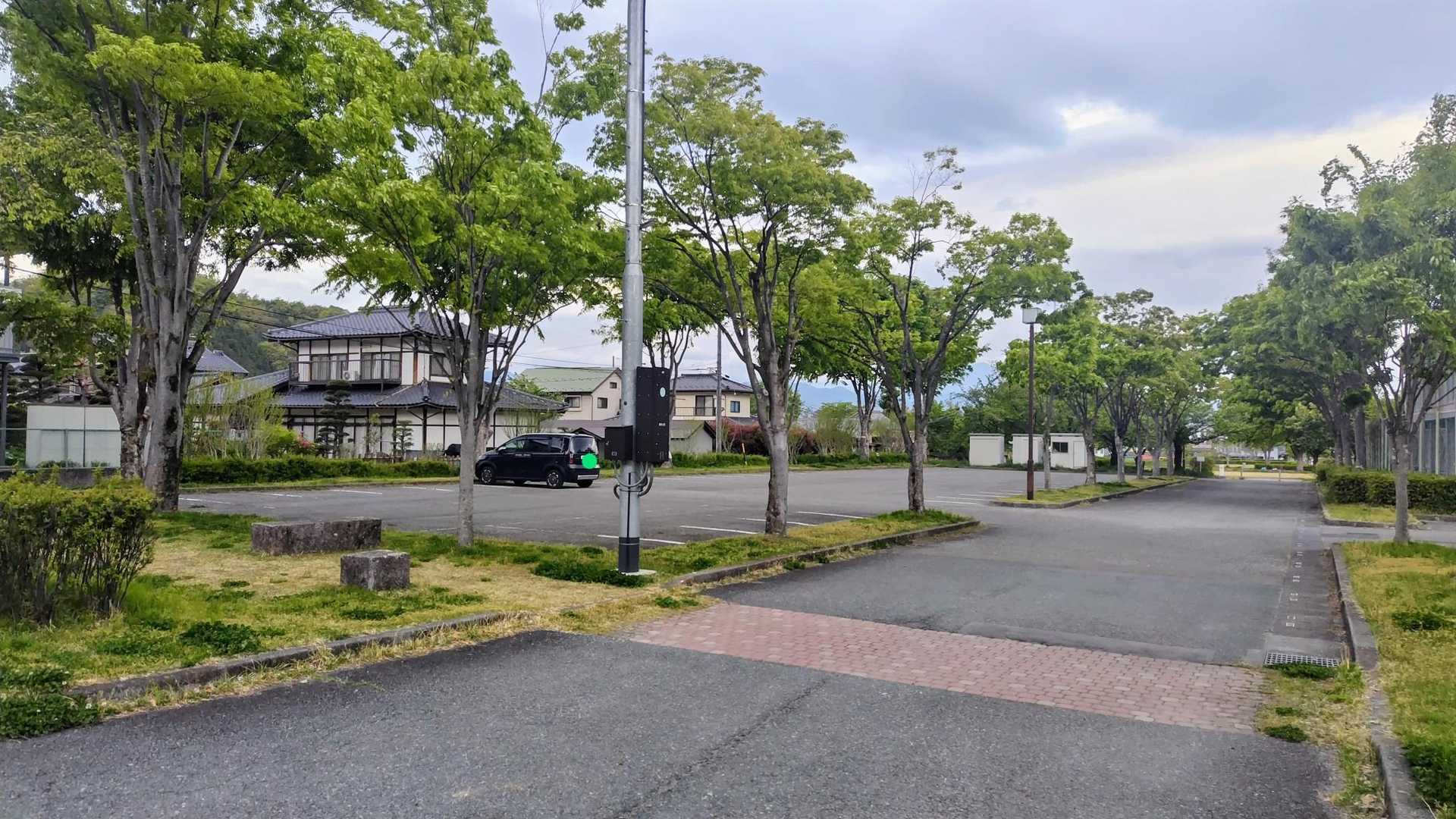 青垣公園に停めてスタート🥾🎶
本日一番乗り〜😁