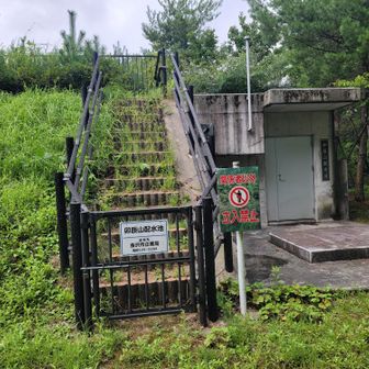 卯辰山配水池なるものが😮
卯辰山は基本、家から徒歩なのでゆっくり散策しない事もあり、まだまだ行った事がない道がありそうです😊