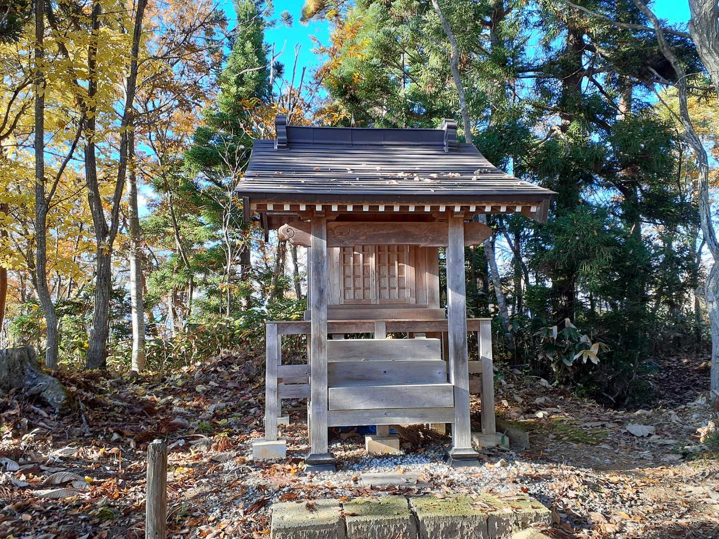 経塚山山頂
