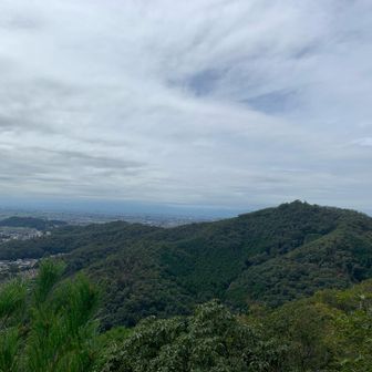 両崖山