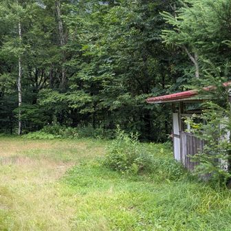 穂高平小屋トイレ、テン場