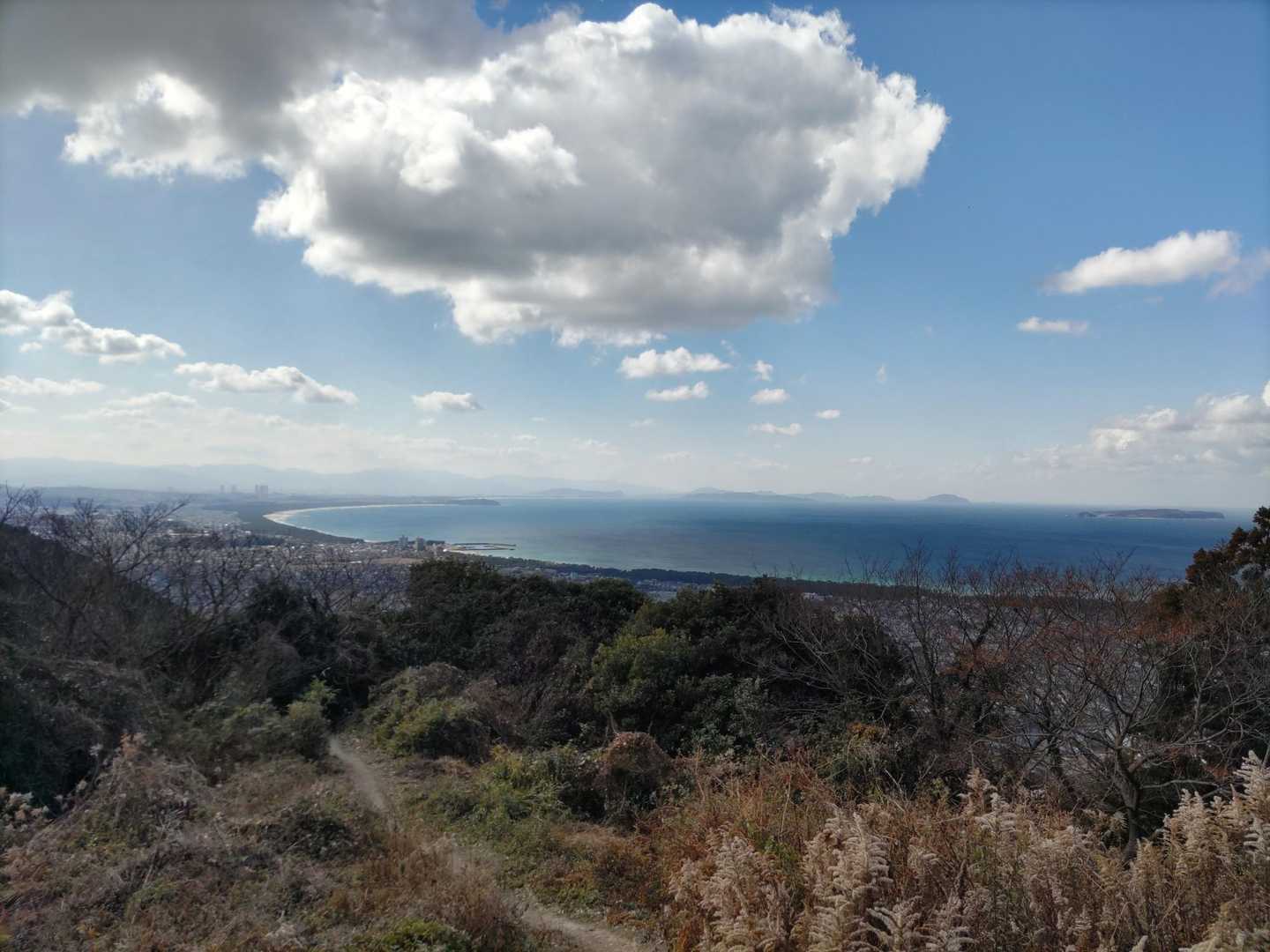 宮地山から在自山へ。絶景🩵