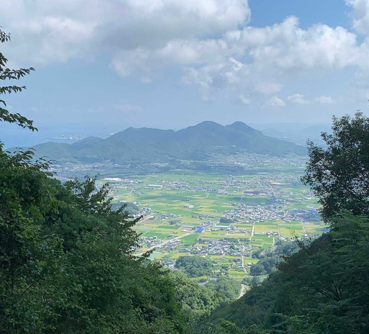 天霧山方面と瀬戸内海🌊