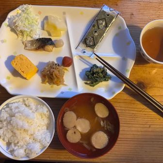 朝ごはん、ゆっくり食べて出発です♪