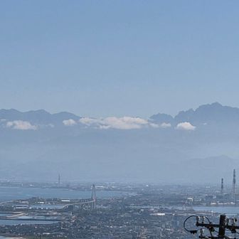 明日登る立山連邦の山々