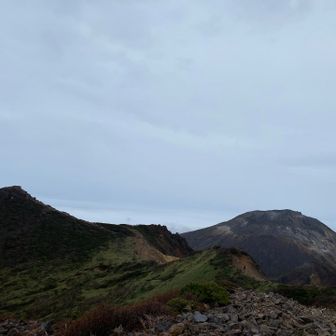 那須三山
風の回廊と言われているだけある　10分後は茶臼岳　ドライアイス無かった